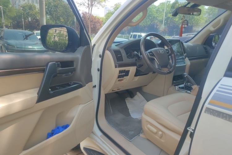 Used Toyota Land Cruiser  Driver Seat