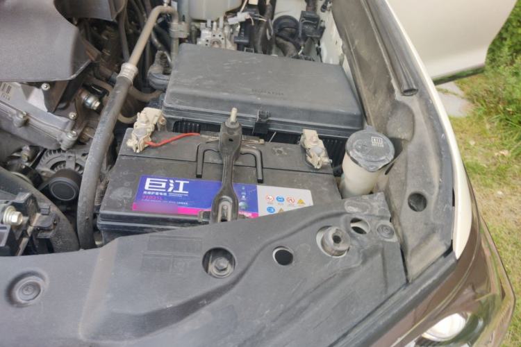 Used Toyota Land Cruiser  Engine Bay Left