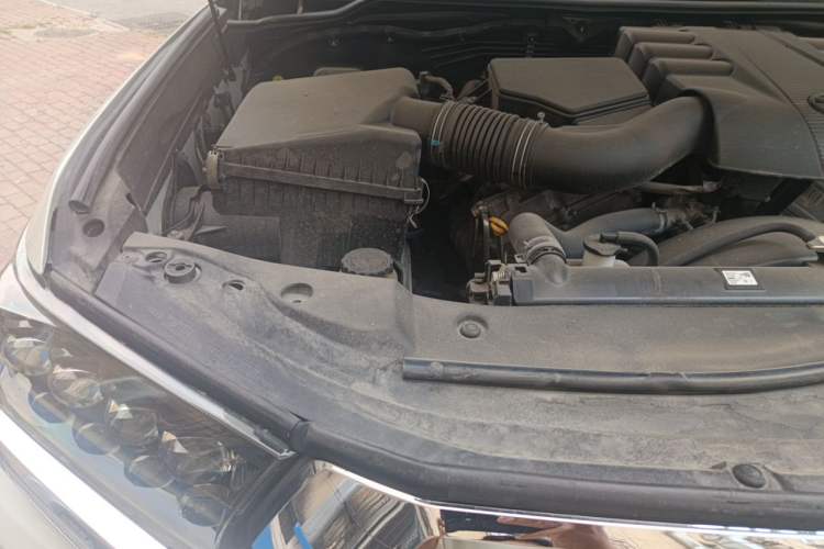 Used Toyota Land Cruiser  Engine Bay Right