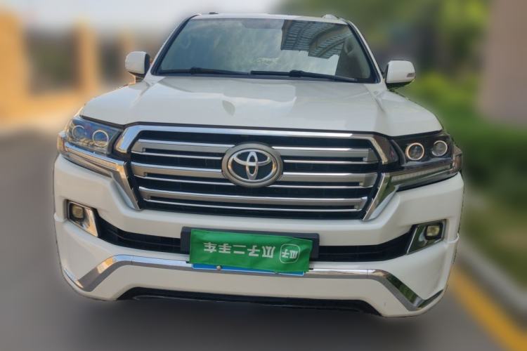 Used Toyota Land Cruiser  Front