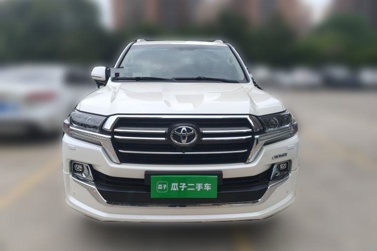 Used Toyota Land Cruiser  Front