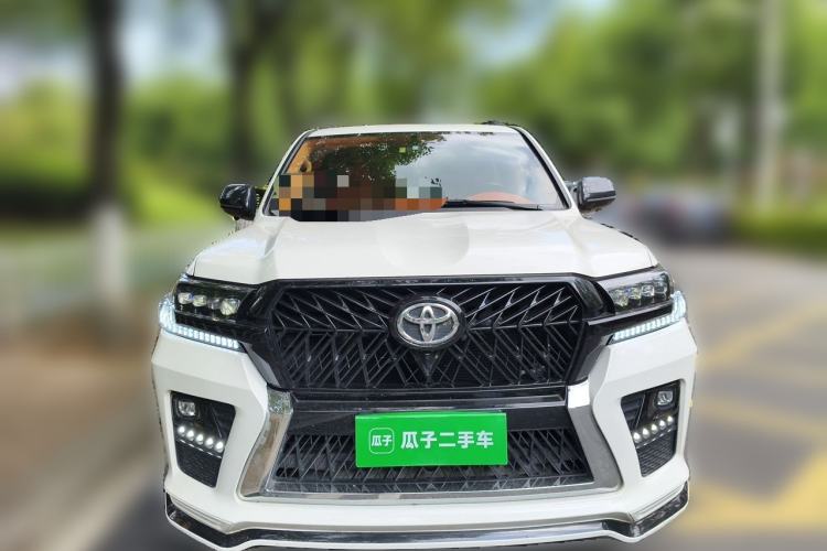 Used Toyota Land Cruiser  Front