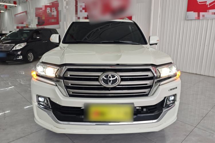 Used Toyota Land Cruiser 2020 4.0L GX-R Middle East Front