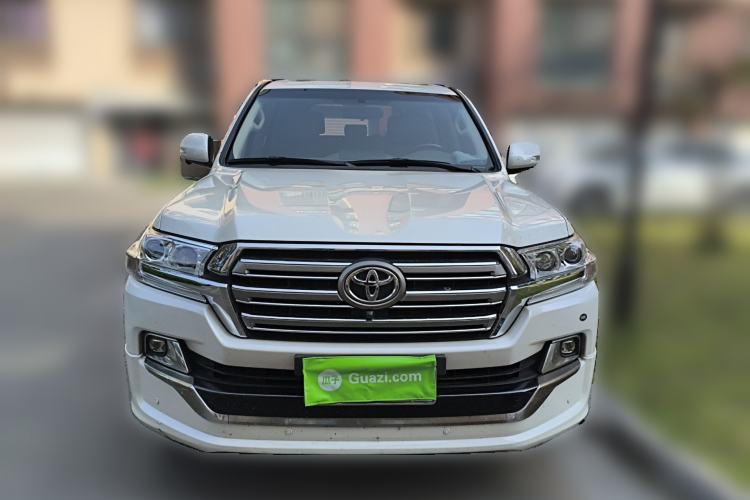 Used Toyota Land Cruiser  Front