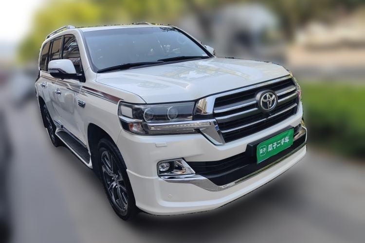 Used Toyota Land Cruiser  Front Right 45 Deg