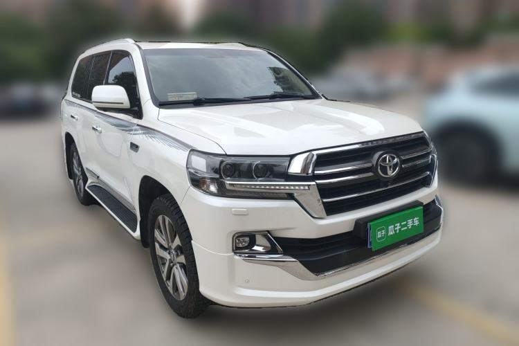 Used Toyota Land Cruiser  Front Right 45 Deg