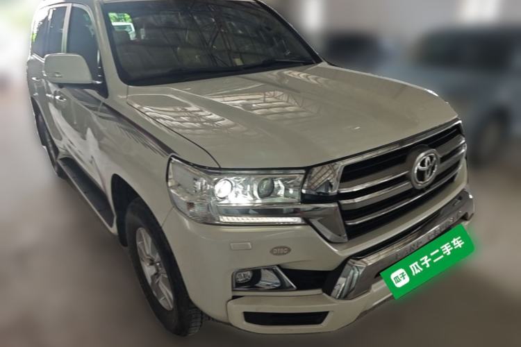 Used Toyota Land Cruiser  Front Right 45 Deg