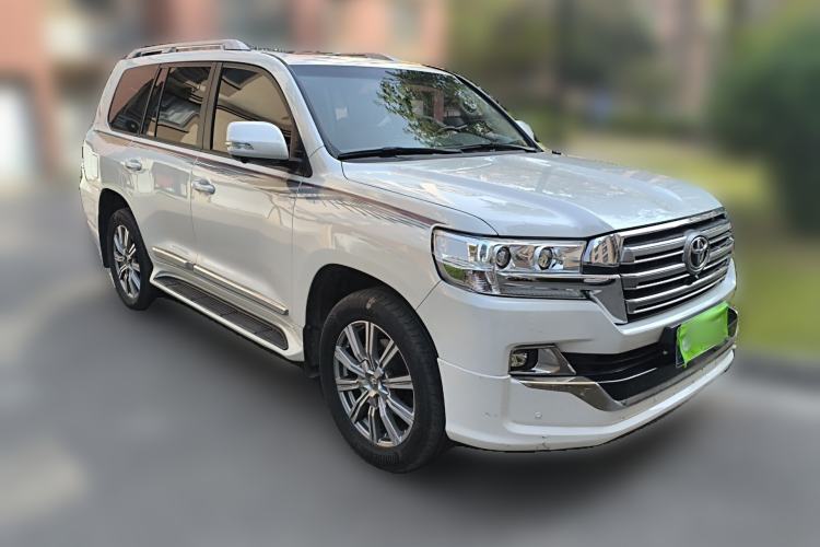 Used Toyota Land Cruiser  Front Right 45 Deg