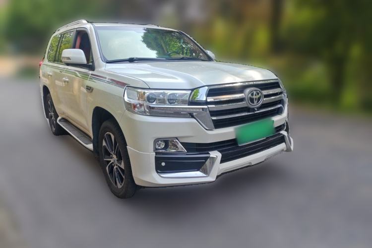 Used Toyota Land Cruiser  Front Right 45 Deg