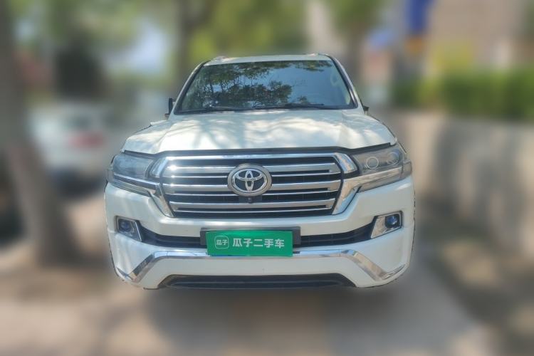 Used Toyota Land Cruiser  Front