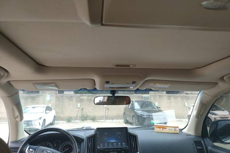 Used Toyota Land Cruiser  Headliner