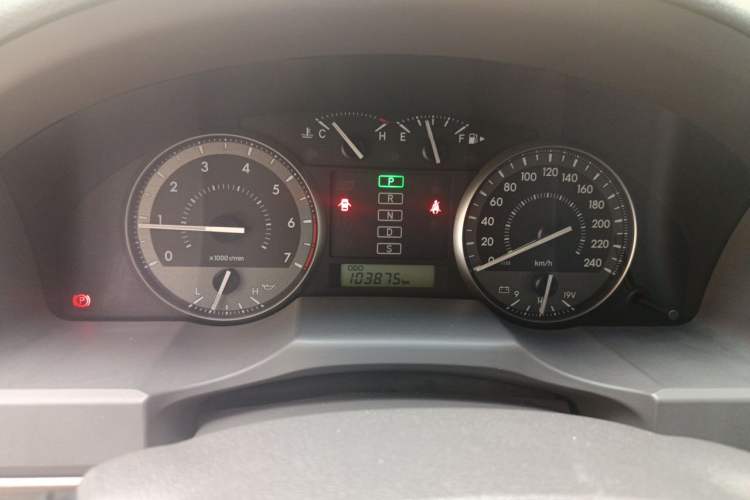 Used Toyota Land Cruiser  Instrument Cluster