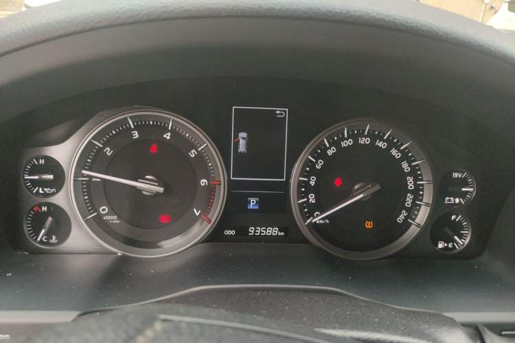 Used Toyota Land Cruiser  Instrument Cluster