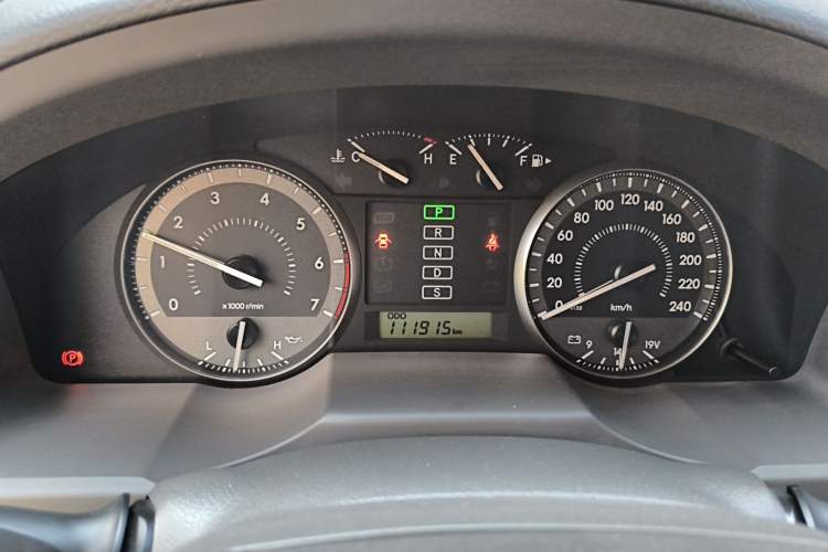 Used Toyota Land Cruiser  Instrument Cluster