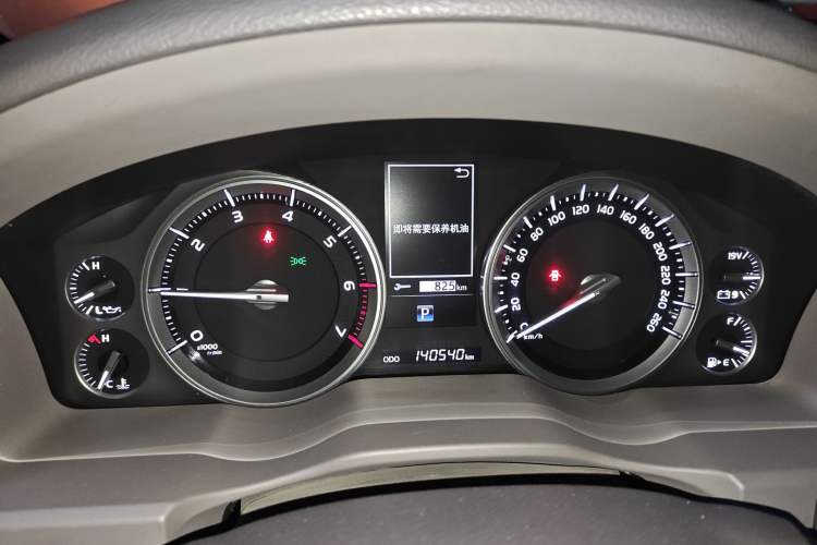 Used Toyota Land Cruiser 2020 5.7L VX-R Genuine Leather 8 Airbags Trailer Hitch Spare Tire Sunroof – Middle East Specifications Instrument Cluster