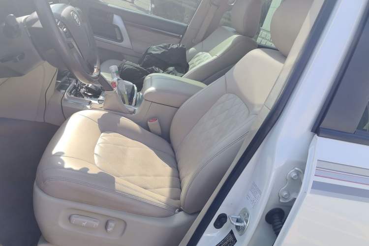 Used Toyota Land Cruiser  Left Front Seat