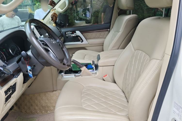Used Toyota Land Cruiser  Left Front Seat