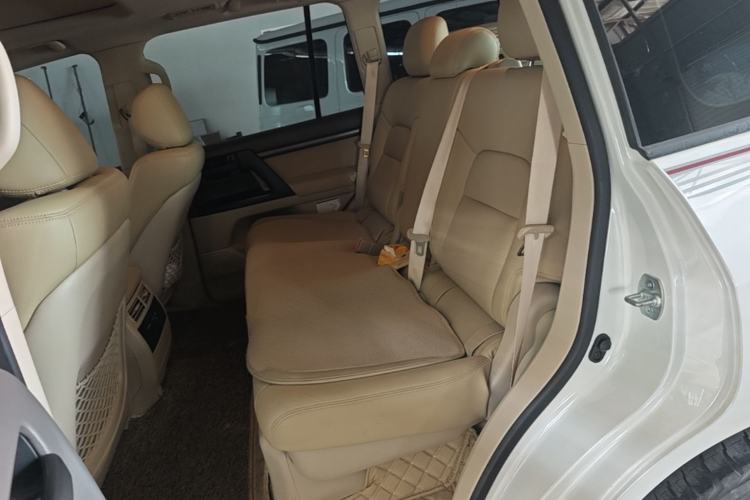 Used Toyota Land Cruiser  Left Rear Seat