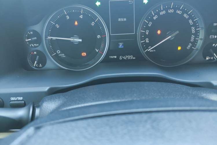 Used Toyota Land Cruiser  Odometer Close Up