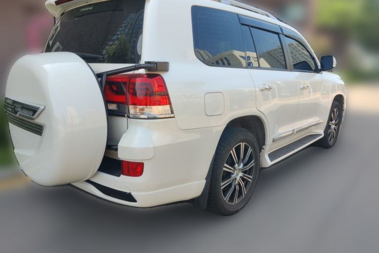 Used Toyota Land Cruiser  Rear Right 45 Deg