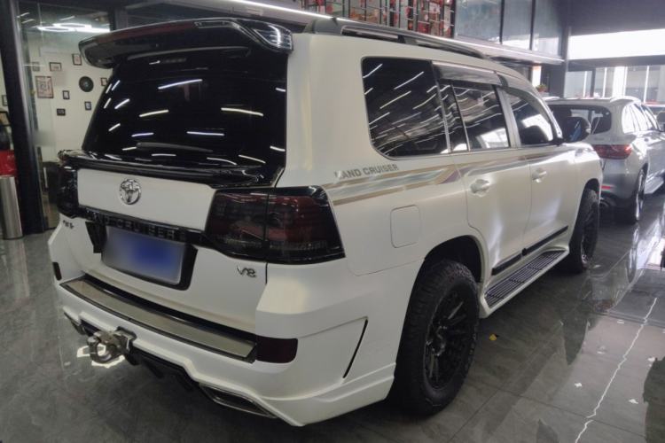 Used Toyota Land Cruiser 2020 4.0L GX-R 7-Seater Middle East Version Rear Right 45 Deg