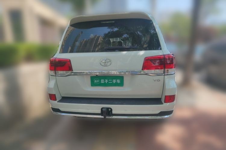 Used Toyota Land Cruiser  Rear