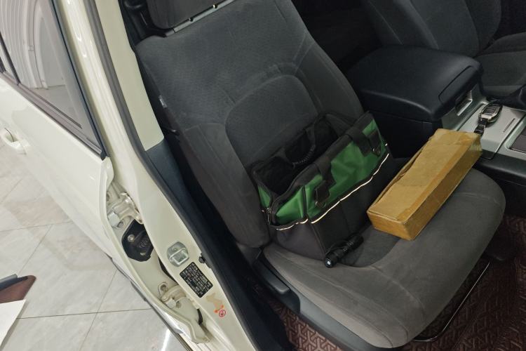 Used Toyota Land Cruiser 2020 4.0L GX-R Middle East Right Front Seat
