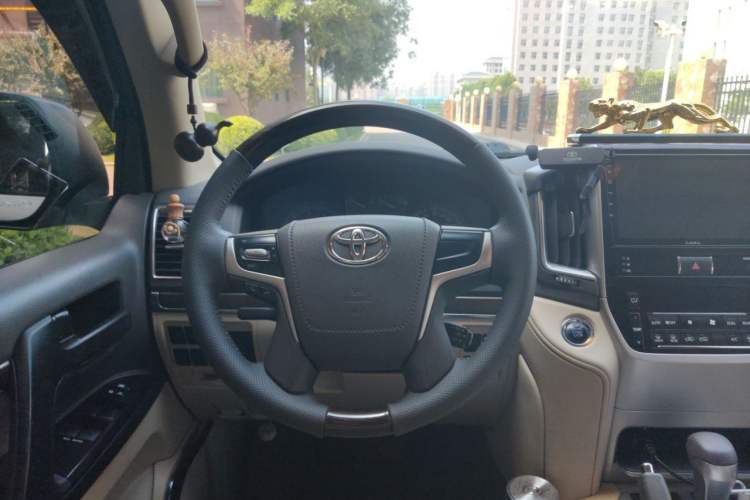Used Toyota Land Cruiser  Steering Wheel
