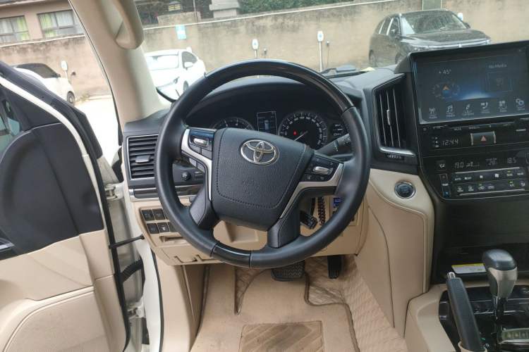 Used Toyota Land Cruiser  Steering Wheel