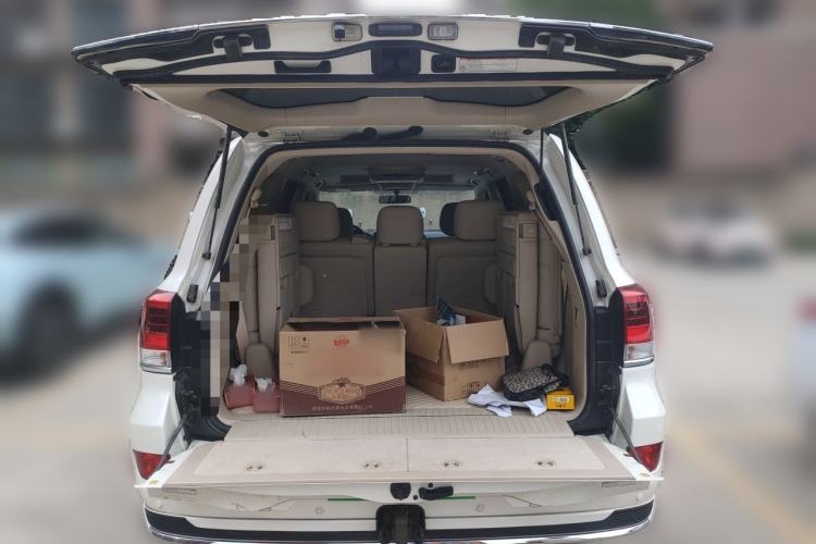 Used Toyota Land Cruiser  Trunk