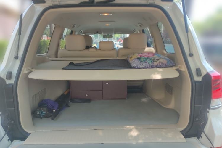Used Toyota Land Cruiser  Trunk