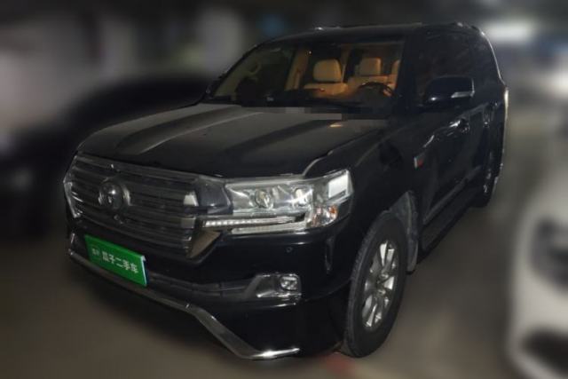 Used Toyota Land Cruiser 2021 5.7L VX-R Middle East