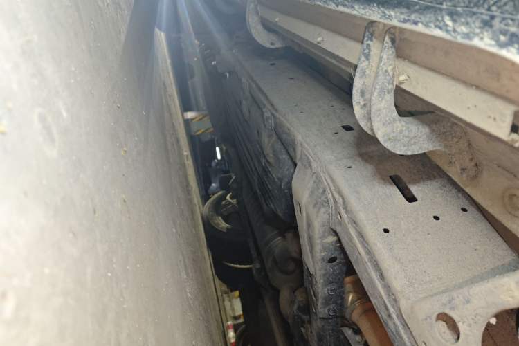 Used Toyota Land Cruiser 2021 5.7L VX-R Middle East Chassis Front Right