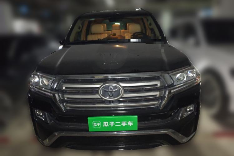 Used Toyota Land Cruiser 2021 5.7L VX-R Middle East Front
