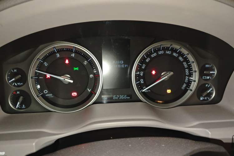 Used Toyota Land Cruiser 2021 5.7L VX-R Middle East Instrument Cluster
