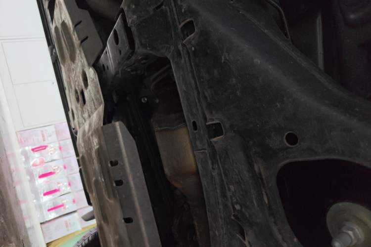 Used Toyota Land Cruiser  Chassis Front Right