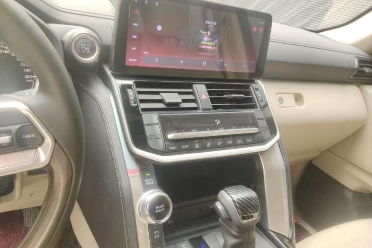 Used Toyota Land Cruiser  Audio And AC Panel
