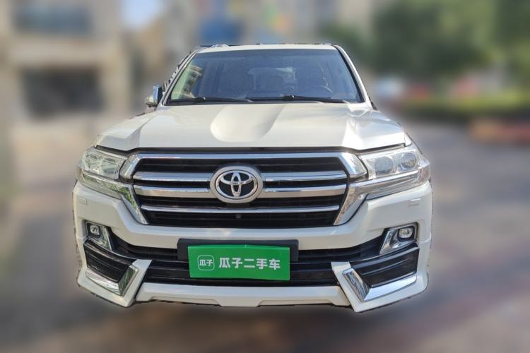 Used Toyota Land Cruiser  Front