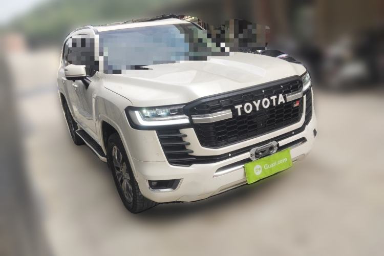 Used Toyota Land Cruiser  Front Right 45 Deg