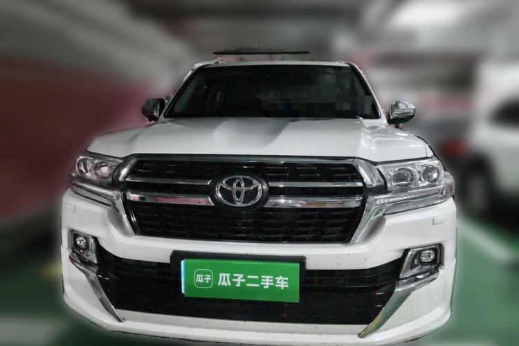 Used Toyota Land Cruiser  Front
