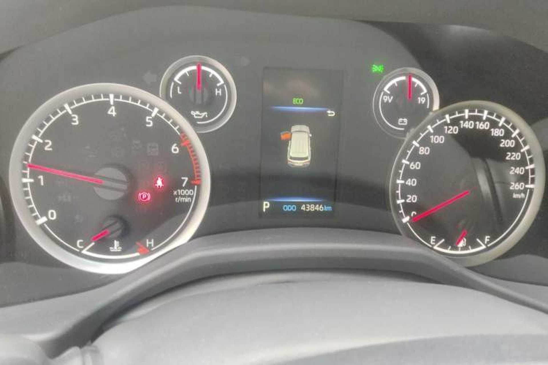 Used Toyota Land Cruiser  Instrument Cluster