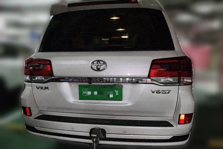 Used Toyota Land Cruiser  Rear