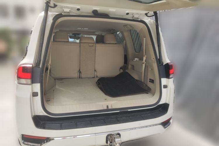 Used Toyota Land Cruiser  Trunk