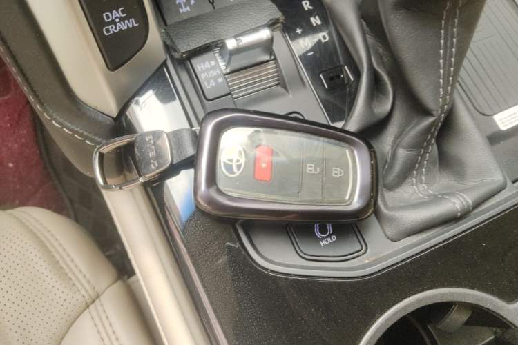 Used Toyota Land Cruiser  Vehicle Key