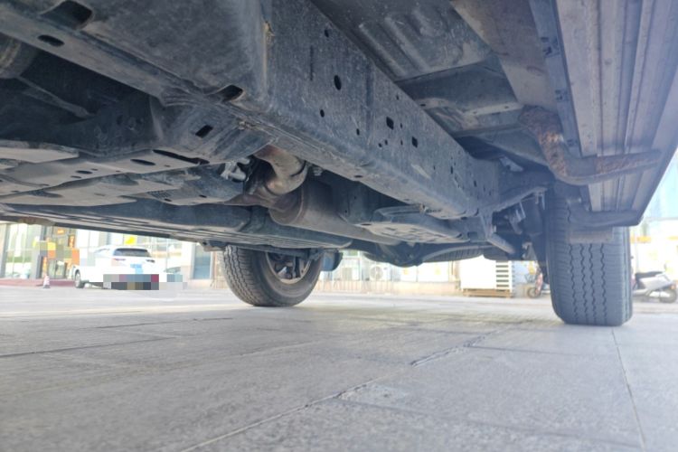 Used Toyota Land Cruiser  Chassis Front Left