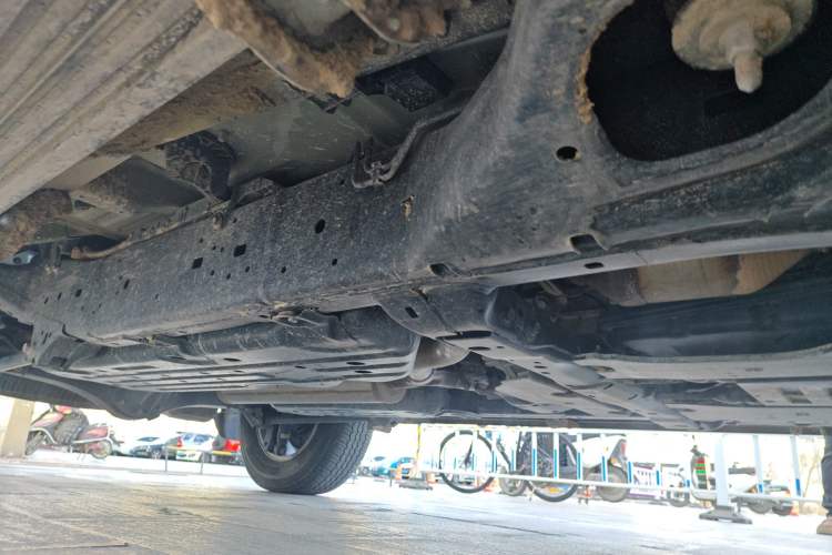 Used Toyota Land Cruiser  Chassis Front Right