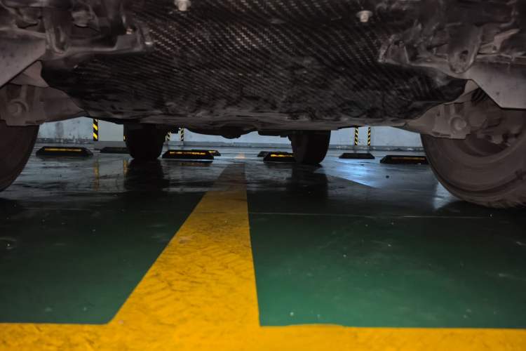 Used Toyota Land Cruiser  Chassis Front