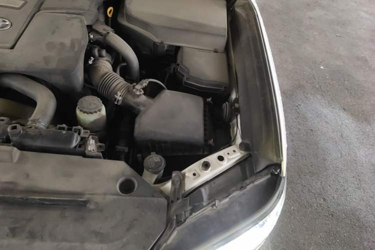 Used Toyota Land Cruiser  Engine Bay Left
