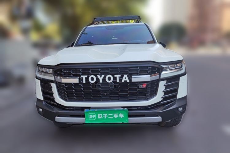 Used Toyota Land Cruiser  Front