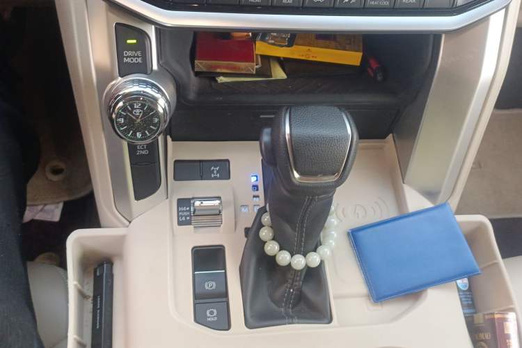 Used Toyota Land Cruiser  Gear Lever